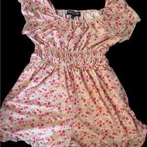 Three Pink Hearts. Girls size L shorts romper. Floral.